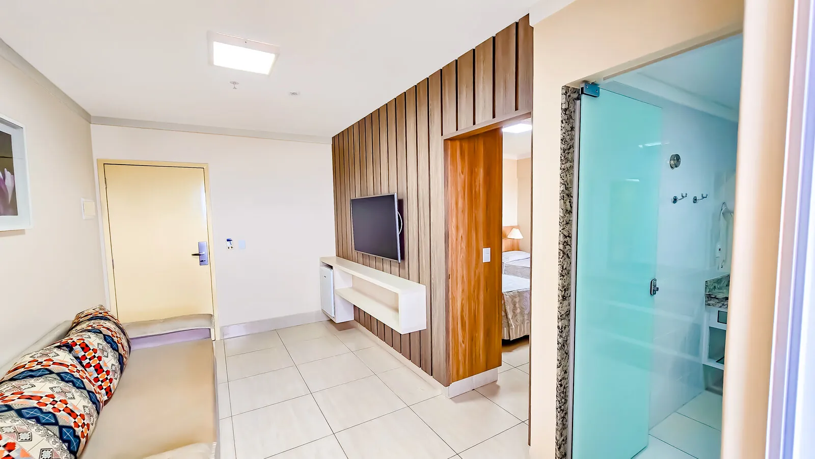 Sala de estar da suíte — Piazza diRoma em Caldas Novas Sala de estar da suíte — Piazza diRoma em Caldas Novas